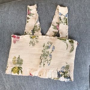 Cropped Urban Outfitters Top